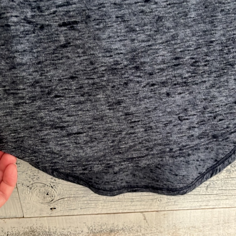 Hollister women’s t-shirt. Size M/L - Picture 2 of 5